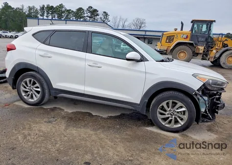 2016 Hyundai Tucson Limited z USA, uszkodzony, nr VIN KM8J33A21GU205077